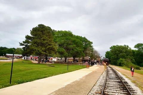Palestine Campground - Texas State Railroad