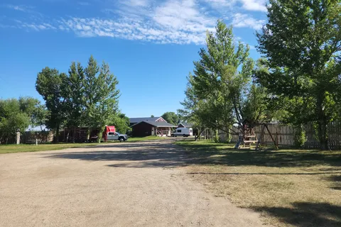 Willowbend Campground and Cabins