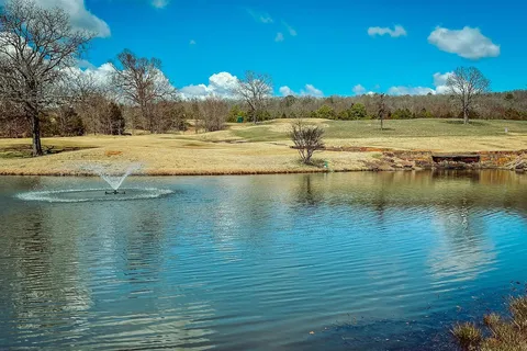 Eagle Crest Golf & RV Park