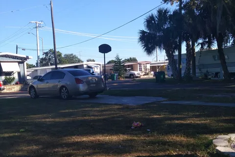 Lone Oak Trailer Park