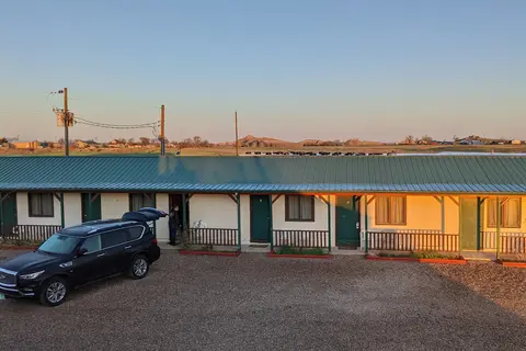 Badlands Interior Campground and Motel