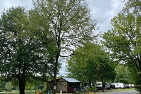 Wendy Oaks RV Resort