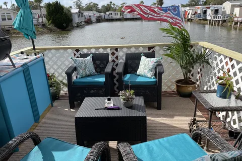 Sundance Lakes RV Resort