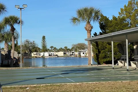 Sundance Lakes RV Resort