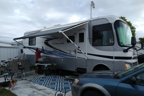 Sundance Lakes RV Resort