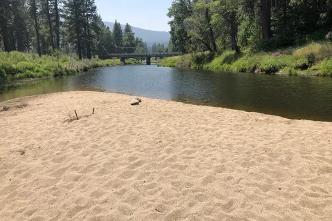 Clio's Rivers Edge RV Park
