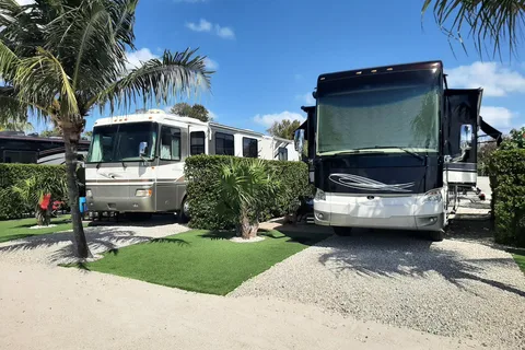 Keys Palms RV Resort