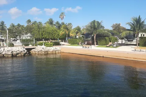 Keys Palms RV Resort