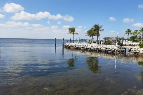 Keys Palms RV Resort