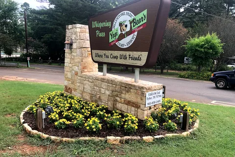 Yogi Bear's Jellystone Park™ Camp-Resort: Whispering Pines