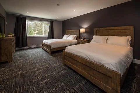 Bella Coolas Eagle Lodge