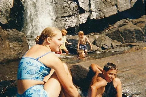 High Falls Bay Cottages, Camping and Waterpark