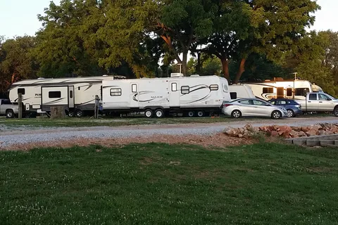 Cook's RV Motor Park