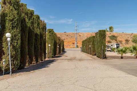 Beaver Dam Lodge RV Resort