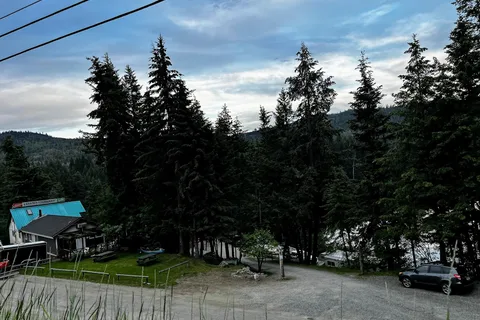 Hitch N Rail Family Resort