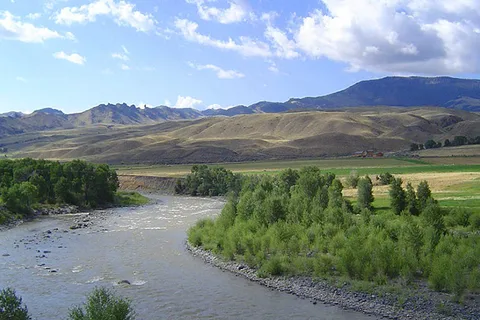 Yellowstone Valley Inn and RV Park