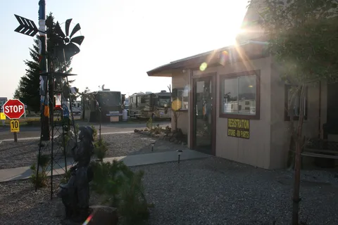 Red Desert Rose Campground