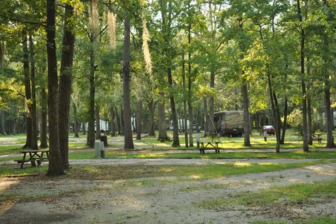 The Oaks At Point South RV Resort