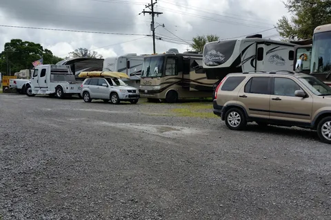 Betty's RV Park