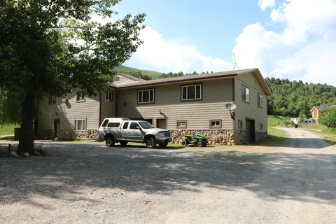 Cub River Lodge Guest Ranch and RV Park