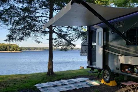 Trails End Campground and Mobile Home Park