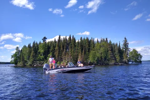 Gull Rock Lake Lodge