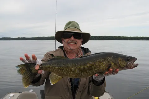 Gull Rock Lake Lodge