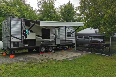 Sleepy Cedars Family Camping
