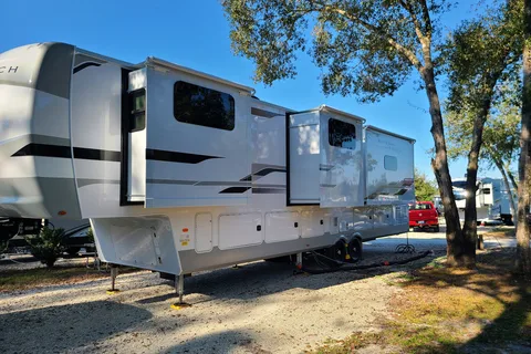 4 Lakes Campground