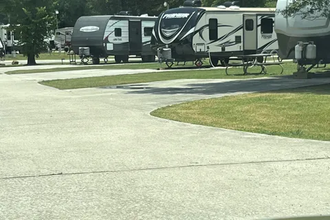 Houston Leisure RV Resort