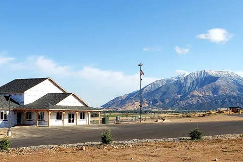 Rollin' Home RV Park