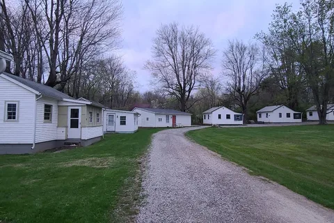 Bayview Campground Cottages