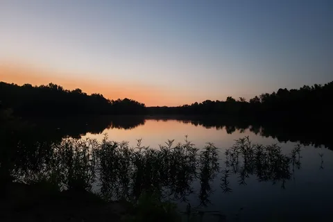 Elk Harbor Lakeside RV Park