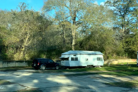 Riverside Estates RV Park