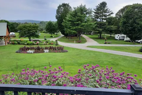 Lantern Resort Motel and Campground