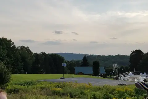 Lantern Resort Motel and Campground