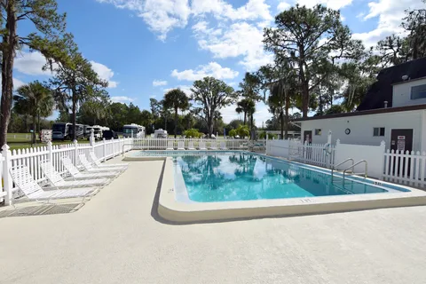 Camp Inn RV Resort