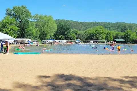 Upper Iowa Resort and Rental