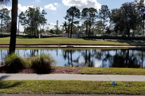 Sunseekers RV Park