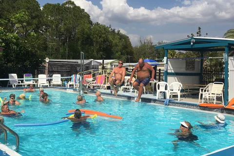 Sunseekers RV Park