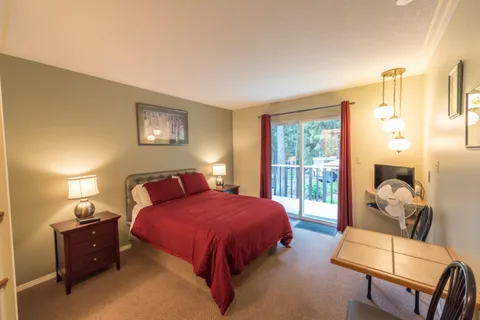 River Haven RV Park and Motel