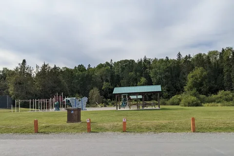 Sugarloaf Provincial Park Campground
