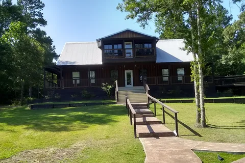 7 Bridges RV Resort