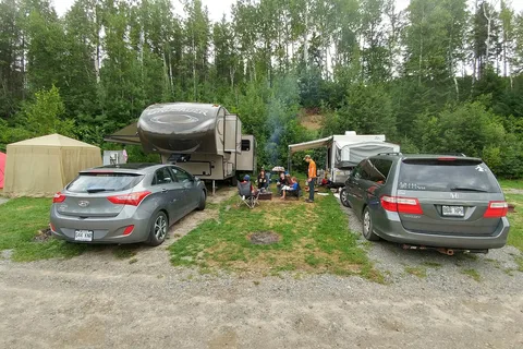 Camping Chute A Lours