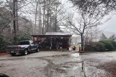 Lazy J Campground
