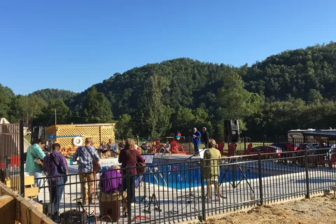 4 Guys RV Park at the Gorge