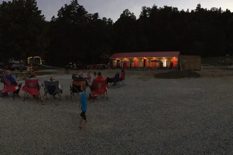 4 Guys RV Park at the Gorge