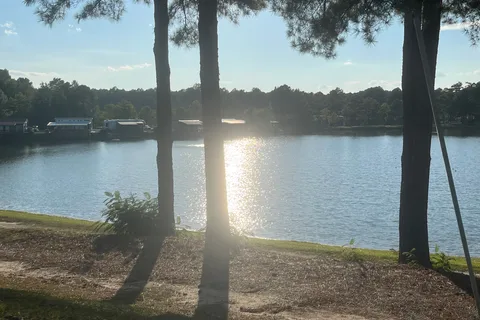 Davis Lakes and Campgrounds