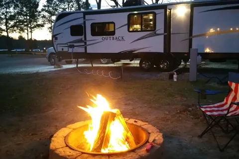 Davis Lakes and Campgrounds