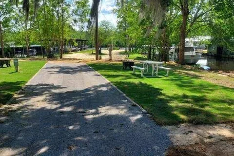 Black Creek Lodge RV Park & Marina